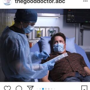 Lochlyn Munro Instagram - Hey, Peeps!! Season premiere tonight on @abcnetwork 😎🙌🏻
@thegooddoctorabc