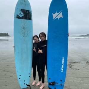 Lochlyn Munro Instagram - Thank you to @tofinosurfschool and to our awesome instructor, Rueben, for making our stay in #Tofino so enjoyable……🙌🏻❤️