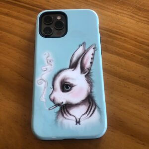 Lochlyn Munro Instagram - My good friend , @kellyhaigh , painted this custom phone case for my daughter. Such an amazing artist……Thanks, Kelly!!!! 🙌🏻❤️