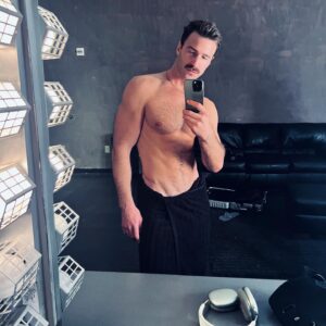 Lockhart Brownlie Instagram - 𝑭𝒊𝒏𝒂𝒍 𝒔𝒉𝒐𝒘 𝒘𝒊𝒕𝒉 𝒕𝒉𝒆𝒔𝒆 𝒃𝒐𝒚𝒔! Sρσσƙყ ʂȥɳ ɱυʂƚ ƈσɱҽ ƚσ αɳ ҽɳԃ. 🎃💀👻 #𝙉𝙞𝙜𝙝𝙩𝙊𝙛𝙏𝙝𝙚𝙇𝙞𝙫i𝙣𝙜𝘿𝙧𝙖𝙜
@ᴠᴏꜱꜱᴇᴠᴇɴᴛꜱ @ᴡᴏʀʟᴅᴏꜰᴡᴏɴᴅᴇʀ @ʀᴜᴘᴀᴜʟꜱᴅʀᴀɢʀᴀᴄᴇ 

📸: @marco_ovando