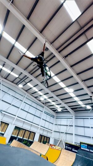 Logan Martin Instagram - Solid session today! Feels good to be back on the grind 💪🏼