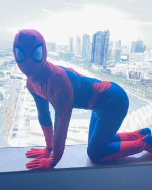 Logan Shroyer Instagram - Swipe for a Comic Con dumpy