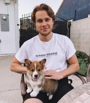 Logan Shroyer Instagram - Hopefully this makes you smile ♥️