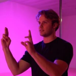 Logan Shroyer Instagram - Behind The Scenes Look At Our Director Session. In The Studio The Day Before The He Wasnt Man Enough Official Shoot Day. @logan_shroyer Came To The Studio To Polish Up All Of Our Final Looks 🎥 🎞️ 
•
•
#director #bts #behindthescenes #dance #choreography #tonibraxton #short #film #hiphop #music