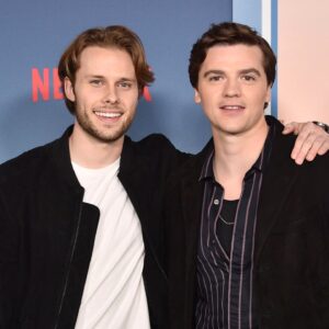 Logan Shroyer Instagram - So proud of you @joel_courtney Watch Players NOW on @netflix ❤️