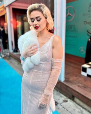 Lolitta Dandoy Instagram - Ba-dee-dly-dee-dly-dee-dly-dum! Boop-boop-a-doop💋

When I heard that this year’s theme for the @ritzcarltonmontreal Grand Prix Party was the 1950’s, I immediately knew I was going to channel my inner Marilyn… and wear exactly this!

Well, I was hoping to wear this… so I’m grateful for my dear @wiwa_blue for making the perfect dress and @creationsgama for lending me this amazing fur stole! And there’s no Marilyn without the signature hair & makeup… so thx @benoit4955 & @sophie.espacemakeup ❤️ I’ve done this iconic look often, but never felt so close to my ultimate beauty icon!

As for the party, it was def’ the best one yet! The decor, the food, the music… honestly @katiapmtl & @maddykatelier you outdid yourselves and I already can’t wait for next year!

And one last big shoutout to the photographers @teresa_ste_marie @edmontrealphotography @dominic_gouin @anthonyferlaphoto Your pics are simply beautiful!