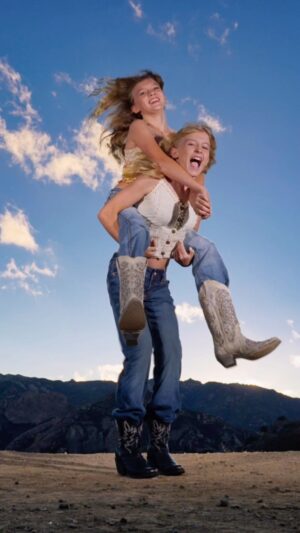 London Fuller Instagram - yee haw 🤠💞 
📸: @firebirdimagery 
•
•
•
#girlsfashion #twins #cowgirl #fashiongram #ootd #twinsisters #picoftheday #editorial #brand #model #fashionmodel #kidsfashion #losangeles #california #teenmodel #teenfashion #preteen #fashioninfluencer #whattowear #fashioninspo