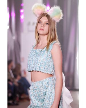London Fuller Instagram - NYFW - La Belle Show!
🌟🌟🌟🌟🌟
Model: London @londonandsedona 
Production: La Belle Magazine @labellekidz
Producer: LILY KOZ @lilykozstudio
Fashion Brands: 
G I Ó B E S P O K E @gio_bespoke_ 
CHRISANTHI COUTURE @chrisanthicouture_ (accessories)
Show assistant: Josc
Photographers: Luxx & Weston Mosburg
La Belle RUNWAY Team: Wendy & Sandra
Show Organizer: The Society Fashion Week @thesocietyfashionweek