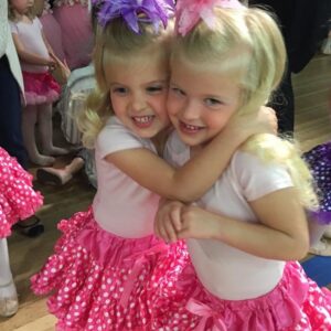 London Fuller Instagram - Throwback 🩰 
•
•
•
#ballet #dance #dancer #twins #sister #sisters #blonde #cutekids