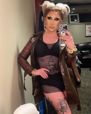 Loosey LaDuca Instagram - I was so happy to be back in CT to celebrate @thechezest ✨I am so proud of the Connecticut drag scene 🖤