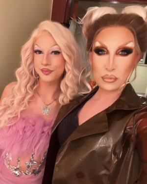 Loosey LaDuca Instagram - I was so happy to be back in CT to celebrate @thechezest ✨I am so proud of the Connecticut drag scene 🖤