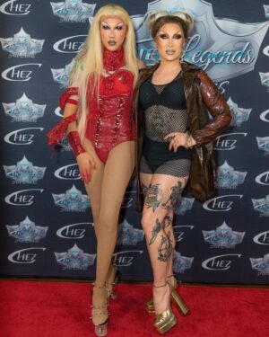 Loosey LaDuca Instagram - I was so happy to be back in CT to celebrate @thechezest ✨I am so proud of the Connecticut drag scene 🖤
