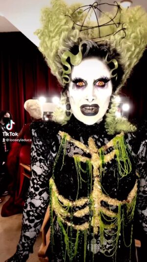 Loosey LaDuca Instagram - 🧟‍♀️Let Loose🧟
(@getjaxed fully fell)
🎥: @marciax3nyc