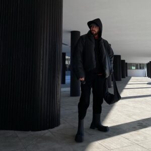 Loqiemean Instagram - вайолентово