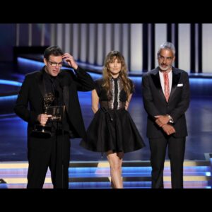 Lorene Scafaria Instagram - This is a Mark Mylod appreciation post. And a Jesse Armstrong appreciation post. And an Andrij Parekh and all the fellow Succession directors and ridiculously talented cast and crew and team of brilliant writers appreciation post. And to Katelin Arizmendi for being a genius and dear friend and for saving my life a little bit. And Zoe! And Justine! And J! I love you all. Thank you for the best professional experience I’ve ever had. And one more time for Mark Mylod’s boundless generosity and beyond-deserved win ✨