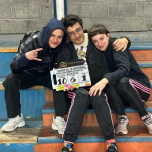 Lorenzo Ferro Instagram - AGUANTE EL CINE. Terminamos SIMON DE LA MONTAÑA.