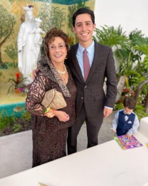 Lorenzo James Henrie Instagram - #tbt to seeing my beautiful Nonna at my cousins wedding! ti voglio bene Bedda 

I’ve learned so much from nonna. Her constant sacrifice, love, joy, and one of kind humor. 

My nonna needs to start a podcast 😂

#classy #oldschool #sicilia