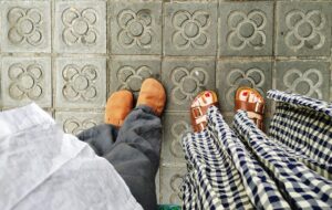 Loreto Mauleón Instagram - Tenernos siempre y además compartir proyectos y ciudades 
Te quiero Abu💖