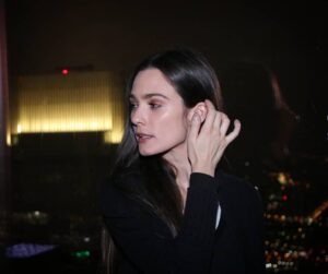 Lorina Kamburova Instagram - Болгарская женщина💥

#лоринакамбурова #lorinakamburova #actress #актриса #болгарскаяженщина