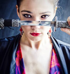 Lorina Kamburova Instagram - #geisha #samurai #colors #katanasword #trouble #lorinakamburova #eyes #battle #love #Japan #geishadance 💟🎎🇯🇵
