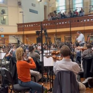 Lorne Balfe Instagram - If you could have heard this in the room! Purrfection!
#argyllemovie #electricenergy