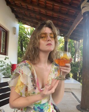 Lorraine Nicholson Instagram - bottoms up