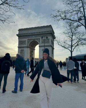 Lou Llobell Instagram - City of Love