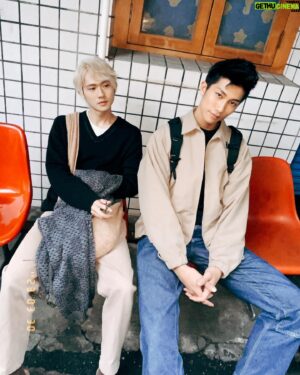 Louis Chiang Instagram - 晚了兩天的中秋節快樂✨
（後兩張是 @nat.chen_10 大葛格幫拍ㄉ～