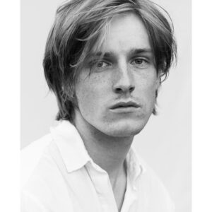 Louis Hofmann Instagram - picture taken by the wonderful @jakob.fliedner