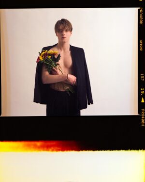 Louis Hofmann Instagram - 💐 Photos by @letiziaguel for Behind The Blinds Magazine