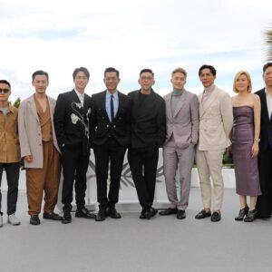 Louis Koo Instagram - 【#康城首映】電影《#九龍城寨之圍城》入選 #第77屆康城影展「午夜展映單元」，我聯同導演 #鄭保瑞、 #林峯、#劉俊謙、#胡子彤、 #張文傑 遠赴法國康城會見傳媒 。
@lam_fung_official @tsztungtonywu @lauchunhim.terrance @germancheung @twilightofthewarriors #TwilightOfTheWarriorsWalledIn #CityOfDarkness 
@festivaldecannes #festivaldecannes #康城影展 #坎城影展 #戛納電影節 #Cannes2024 #MidnightScreening