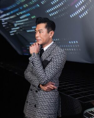 Louis Koo Instagram - 時間對我來說十分重要，擁有絕佳精準度與穩定性的腕錶，讓我可以追求一切工作準時完成。

愛彼Royal Oak皇家橡樹腕錶誕生50週年，是傳承歷史的一代完美傑作，大家可於9月18日至25日到訪旗艦展覽欣賞其高級鐘錶工藝。

@audemarspiguet 
#AudemarsPiguet 
#RoyalOak50Years