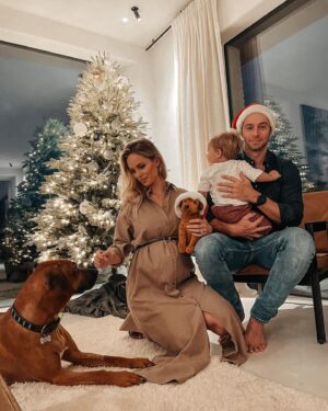 Louis Talpe Instagram - Family, in every way possible, is everything ♥️🌲 merry christmas