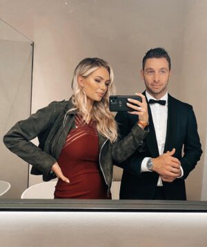 Louis Talpe Instagram - Not really knowing how to act when the most beautiful woman in the world casually snaps a photo right next to you ♥️
