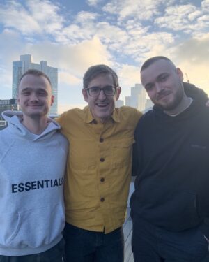 Louis Theroux Instagram - These are my friends @dukeandjones Thanks to them and @brookieandjessie a rap fragment from 20 years ago became an ear worm and then a dance and then a global TikTok sensation that changed my life and irritated my kids 😂 Thank you! #jigglejiggle