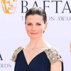 Louise Brealey Instagram - Well that was BATS. I’ve been on a plane all day and the sun has just gone down over the Hudson. 

Last night our little comedy won the biggest prize in the land that a little comedy can win - the Best Scripted Comedy BAFTA. We were all high as herrings on pure shock and joy. And as you can see I was grinning maniacally on stage! 

Thank you to everyone who worked on this show - you are ALL absolute legends. 

#suchbravegirls