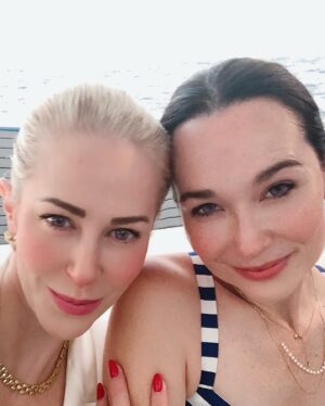 Louise Linton Instagram - Amalfi 🍋