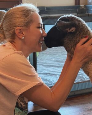 Louise Linton Instagram - SAVING LIVES FOUR HOOVES AT A TIME 🤎 

Absolutely loved meeting the new members of the Viva Equine Rescue family 🐴 🐐 🐓 Maya and Kalli who run the rescue have helped over 1000 animals so far, and are now taking in even more goats, chickens and homeless kittens alongside their horses, they're amazing! 

Check out their page to learn more, and support them if you can! 

https://vivaglobalrescue.org