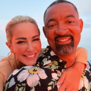 Louise Linton Instagram - Got Glam for the Grand Prix! 💫 Amazing friends and fun party with Lewis Hamilton 🎉🏎 What a day! Congratulations @f1 Sergio Perez and @redbullracing