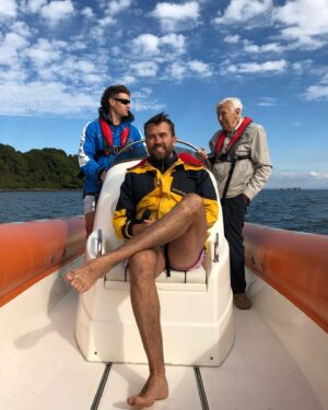 Louise Linton Instagram - Scotland. Family. Can’t beat this. 🏴󠁧󠁢󠁳󠁣󠁴󠁿❤️