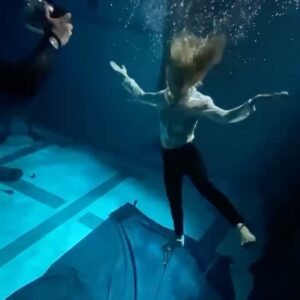 Louise Linton Instagram - Underwater stunts for my new film “Out of Hand” Can’t wait to you all to see more!