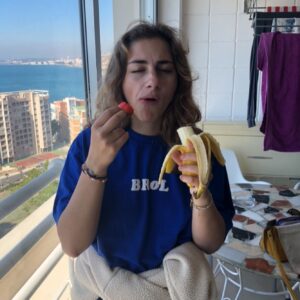 Louise Malek Instagram - Churros tintos pizzos tapos et tutti quantos