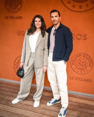Louise Monot Instagram - Merci @rolandgarros @france.tv  c’était si bien! 🧡