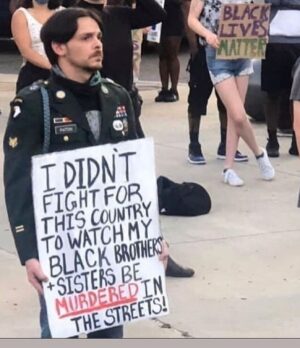 Louisy Joseph Instagram - No need to much Talk Acts now !!! Just Take a look outside  #jetezunoeildehors  #humanity #justice #equality #jahpeople 🙌🏼🙌🏽🙌🏾🙌🏿 ✊🏿