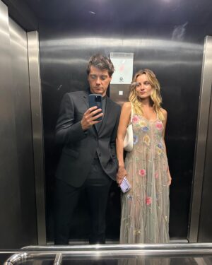 Lourenço Ortigão Instagram - Few moments before the red carpet at @sansebastianfes with @armanibeauty 💥 @vanityfairspain @vanityfair
@giorgioarmani @kellybaileyy 
📸 @andresgarlujan