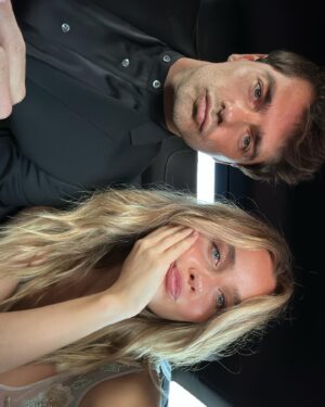 Lourenço Ortigão Instagram - Few moments before the red carpet at @sansebastianfes with @armanibeauty 💥 @vanityfairspain @vanityfair
@giorgioarmani @kellybaileyy 
📸 @andresgarlujan