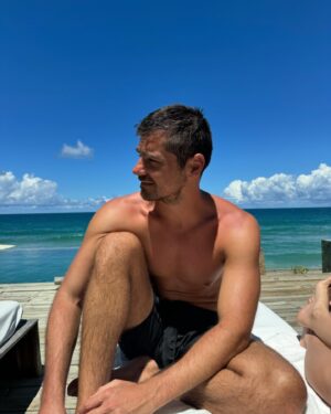 Lourenço Ortigão Instagram - Meus 🤍☀️