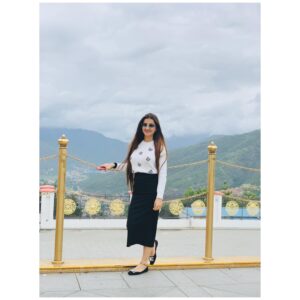 Actress Loveleen Kaur Sasan HD Photos and Wallpapers January 2025