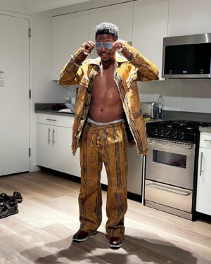 Lovell Adams-Gray Instagram - Surround yourself with people that make you feel sexy, confident, and capable. I got a long way to go, but I can finally see the foundation has been laid. Thank God! Shoutout to the homies in my life that make me feel my best, and prevent me from giving into negative self talk! Thanks for seeing the vision when I can’t!

@mickeyboooom 
@antwonmaxwellphotography 
@kianamadeira 
@freshmadeit 
@georgepimentel1 

#ghost #power #powerghost #fashion #calvinluo #goldengoose #newyork #italy #partnership #appreciation