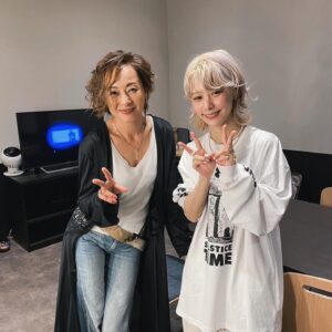 Lozareena Instagram - 『帰ってきた あぶない刑事』公開記念
「#あぶない刑事」
スペシャルフィルムコンサート

サプライズ沢山の
楽しい現場でした✨️
ありがとうございました😊

温かい大先輩方と
カチコチなロザリーナです💁‍♀️

 #舘ひろし さん
 #仲村トオル さん
 #歌心りえ さん
 #映画 
 #あぶない刑事 
 #挿入歌
 #noplan